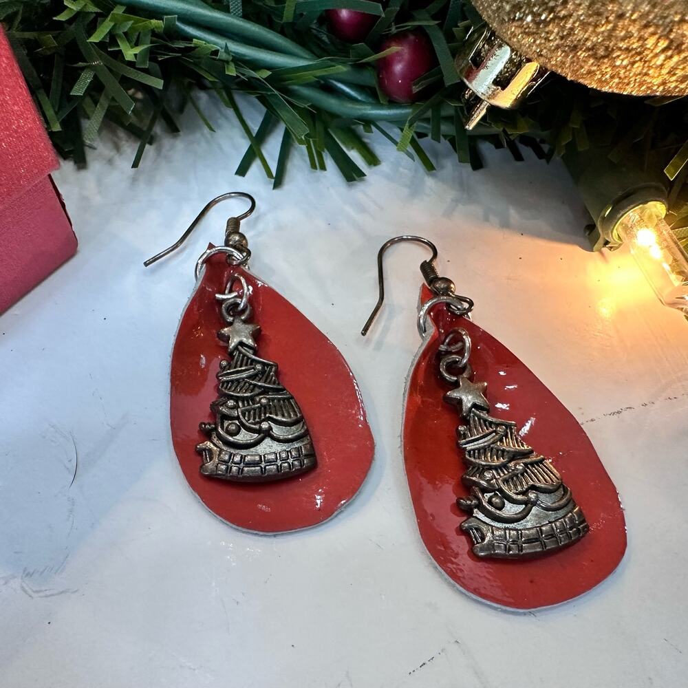 Christmas Tree hook earrings